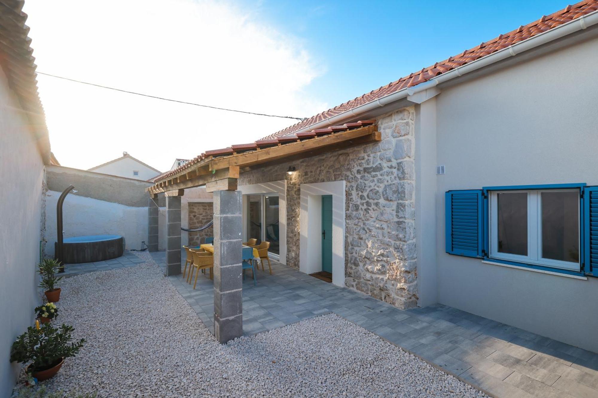 Stone House Lole * Ražanac
